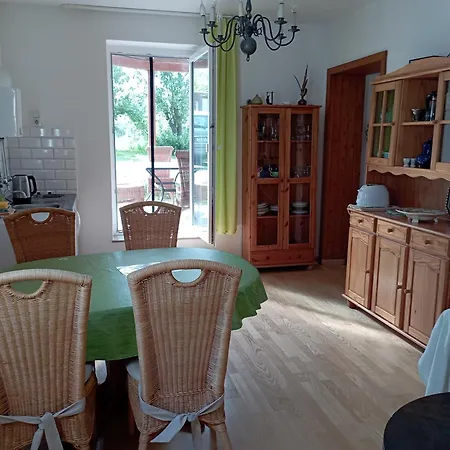 Schoene Fuer Naturliebhaber Appartement